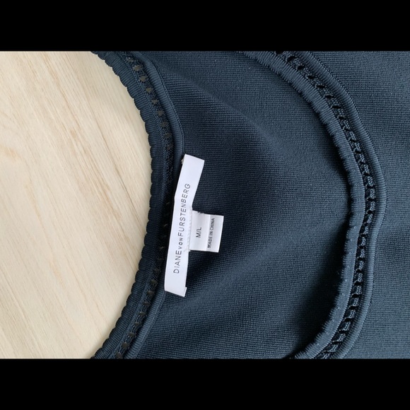 Flare stretch dress - Picture 9 of 13